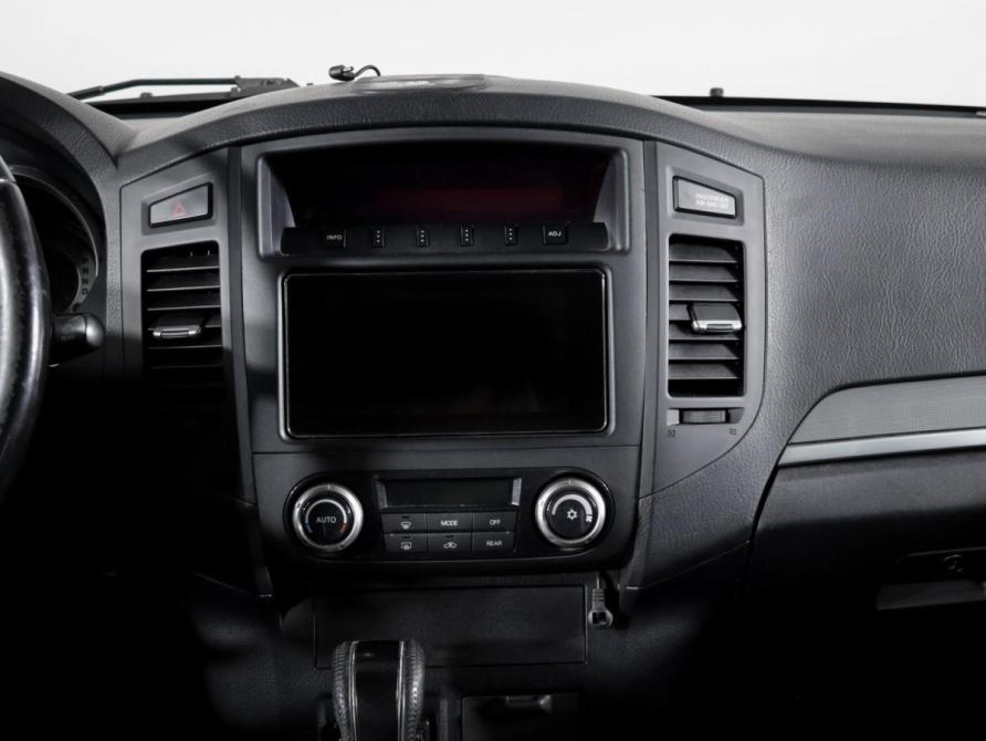 Mitsubishi Pajero IV Рестайлинг 1 Москва  - изображение 12