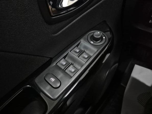 Renault Kaptur I с пробегом 2017 года, цена 1 580 000 рублей, 115315 км, внедорожник, Автокод Объявления