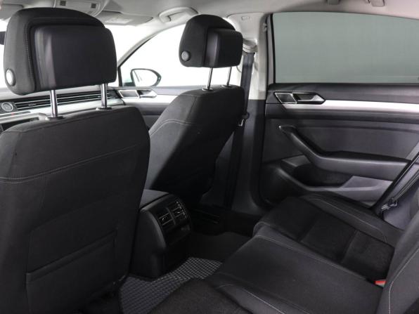 Volkswagen Passat B8 с пробегом 2016 года, цена 1 679 000 рублей, 129549 км, седан, Автокод Объявления