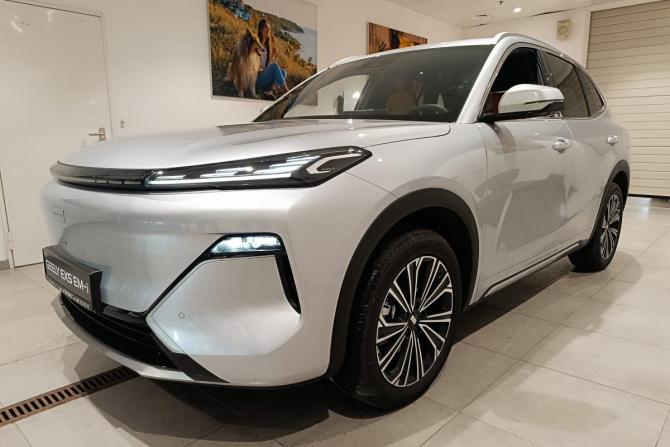 Новый Geely EX5 EM-i 2026 года, цена 3 769 990 рублей, внедорожник, Автокод Объявления