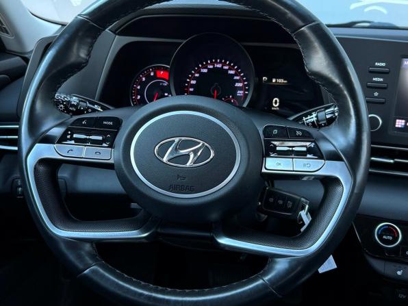 Hyundai Elantra VII (CN7) с пробегом 2021 года, цена 1 949 500 рублей, 86028 км, седан, Автокод Объявления