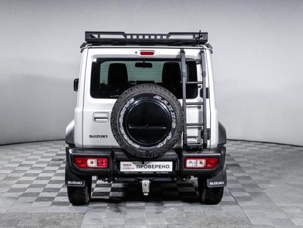 Suzuki Jimny IV с пробегом 2022 года, цена 3 190 000 рублей, 69000 км, внедорожник, Автокод Объявления