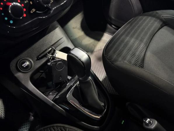 Renault Kaptur I с пробегом 2018 года, цена 1 159 000 рублей, 154000 км, внедорожник, Автокод Объявления