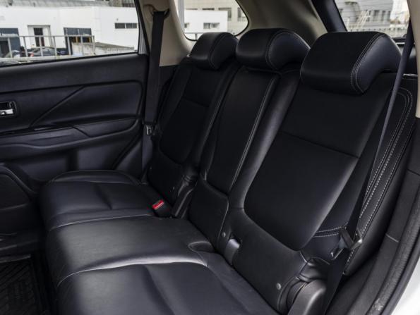 Mitsubishi Outlander III Рестайлинг 3 с пробегом 2019 года, цена 2 279 000 рублей, 77200 км, внедорожник, Автокод Объявления