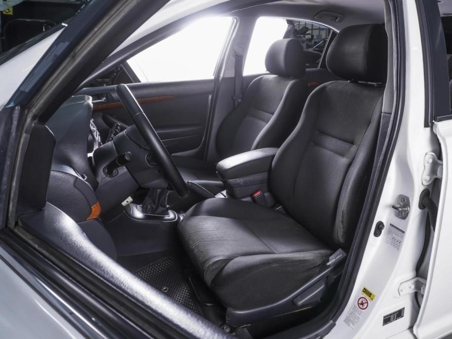 Toyota Avensis II Рестайлинг Ростов-на-Дону  - изображение 10