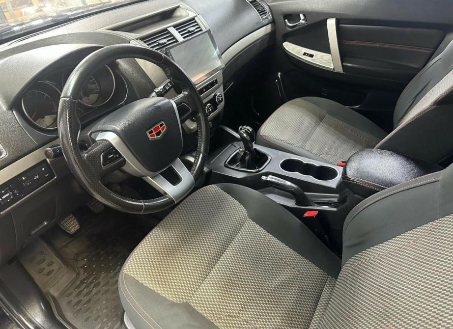 Geely Emgrand X7 I Рестайлинг Набережные Челны  - изображение 8