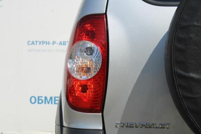 Chevrolet Niva I Рестайлинг с пробегом 2017 года, цена 690 000 рублей, 99000 км, внедорожник, Автокод Объявления