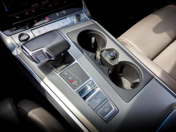 Audi A6 V (C8) с пробегом 2020 года, цена 4 615 000 рублей, 93129 км, универсал, Автокод Объявления