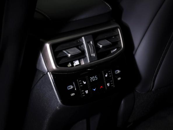 Lexus RX V с пробегом 2023 года, цена 9 190 000 рублей, 36395 км, внедорожник, Автокод Объявления