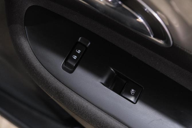 Opel Mokka I с пробегом 2014 года, цена 1 199 000 рублей, 128000 км, внедорожник, Автокод Объявления