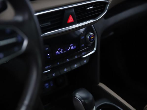 Hyundai Santa Fe IV с пробегом 2019 года, цена 3 370 000 рублей, 96886 км, внедорожник, Автокод Объявления