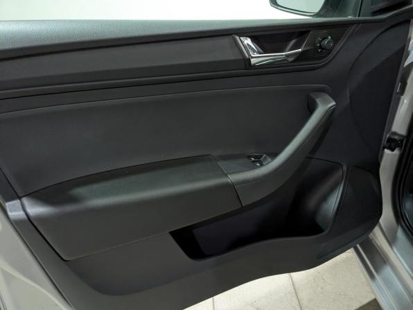 Skoda Rapid II с пробегом 2021 года, цена 1 580 000 рублей, 72188 км, лифтбек, Автокод Объявления