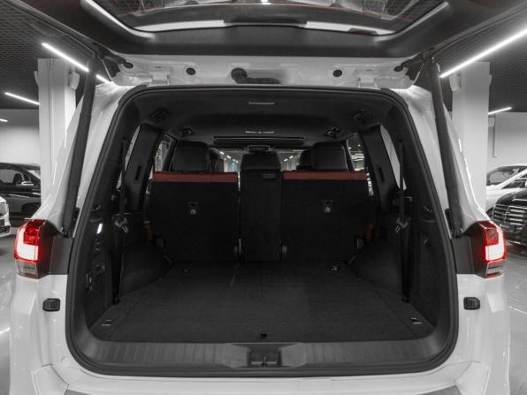 Toyota Land Cruiser 300 Series с пробегом 2024 года, цена 14 250 000 рублей, 34 км, внедорожник, Автокод Объявления