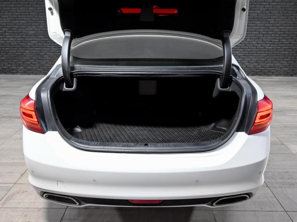 Kia Quoris I с пробегом 2013 года, цена 1 695 000 рублей, 149877 км, седан, Автокод Объявления
