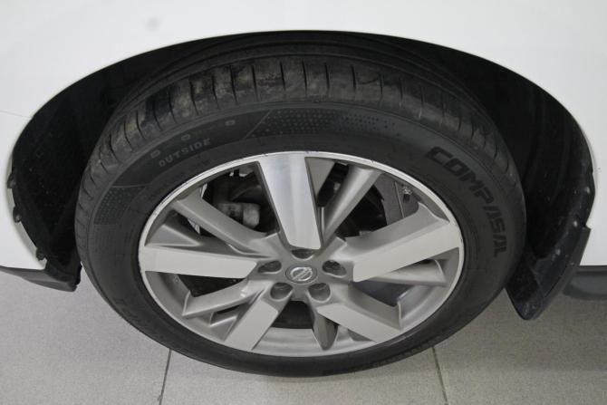 Nissan Pathfinder IV с пробегом 2015 года, цена 1 900 000 рублей, 162090 км, внедорожник, Автокод Объявления