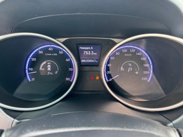 Hyundai ix35 I с пробегом 2012 года, цена 1 169 900 рублей, 208565 км, внедорожник, Автокод Объявления