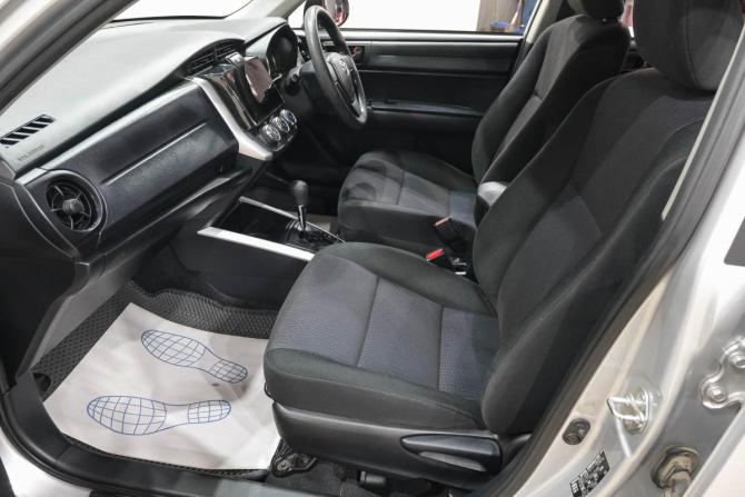 Toyota Corolla XI (E160 E170) Рестайлинг 2 с пробегом 2018 года, цена 1 199 000 рублей, 109000 км, универсал, Автокод Объявления