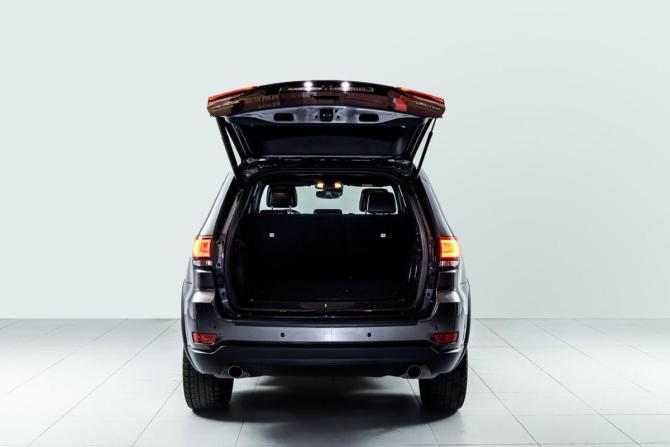 Jeep Grand Cherokee IV (WK2) Рестайлинг с пробегом 2021 года, цена 4 130 000 рублей, 32556 км, внедорожник, Автокод Объявления