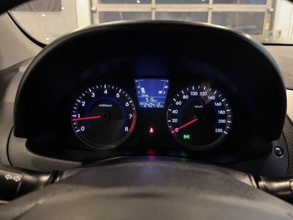 Hyundai Solaris I с пробегом 2011 года, цена 590 000 рублей, 240410 км, хэтчбек, Автокод Объявления