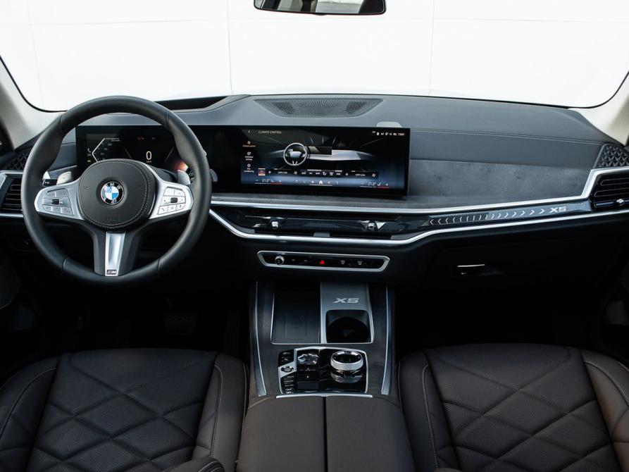 BMW X5 IV (G05/G18) Рестайлинг Магнитогорск  - изображение 11