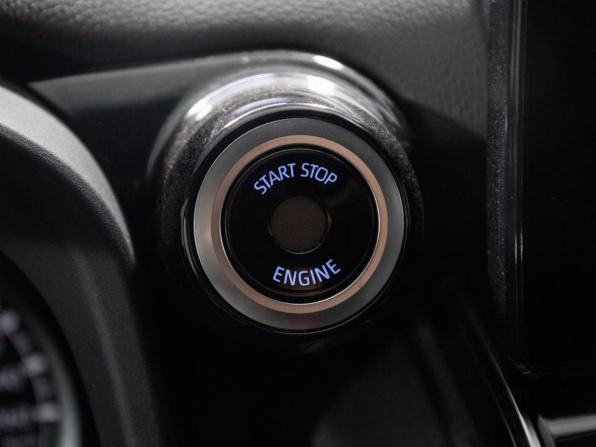 Toyota Land Cruiser 300 Series с пробегом 2021 года, цена 10 070 000 рублей, 155052 км, внедорожник, Автокод Объявления