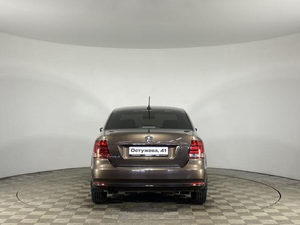 Volkswagen Polo V Рестайлинг с пробегом 2018 года, цена 975 000 рублей, 146183 км, седан, Автокод Объявления