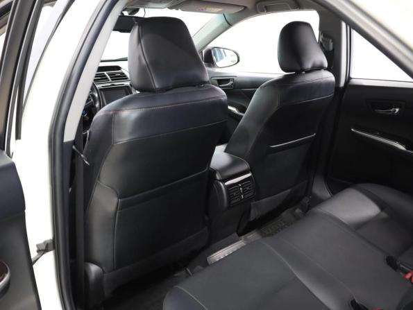 Toyota Camry VII (XV50) Рестайлинг с пробегом 2015 года, цена 1 919 000 рублей, 249367 км, седан, Автокод Объявления