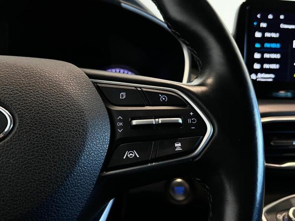 Hyundai Santa Fe IV Рестайлинг с пробегом 2021 года, цена 3 450 000 рублей, 98924 км, внедорожник, Автокод Объявления