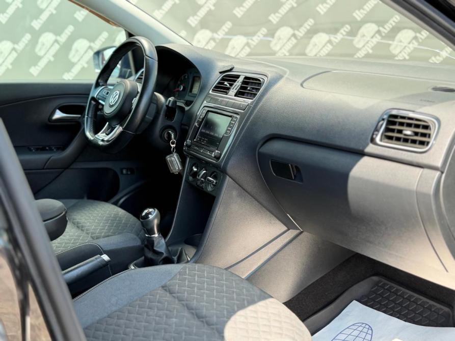 Volkswagen Polo V Рестайлинг Краснодар  - изображение 19