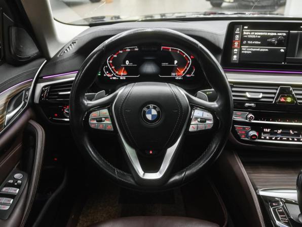 BMW 5 серии VII (G30/G31/G38) Рестайлинг с пробегом 2022 года, цена 4 349 000 рублей, 105026 км, седан, Автокод Объявления