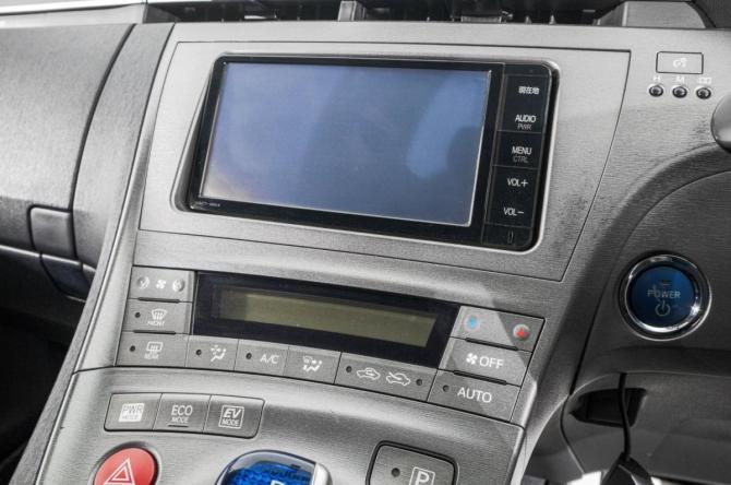 Toyota Prius III Рестайлинг (XW30) с пробегом 2014 года, цена 1 199 000 рублей, 149000 км, лифтбек, Автокод Объявления