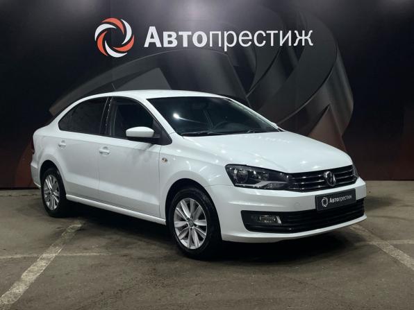 Volkswagen Polo V Рестайлинг с пробегом 2017 года, цена 879 000 рублей, 223779 км, седан, Автокод Объявления