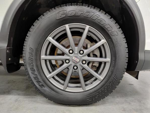 Nissan Qashqai II с пробегом 2016 года, цена 1 270 000 рублей, 253563 км, внедорожник, Автокод Объявления
