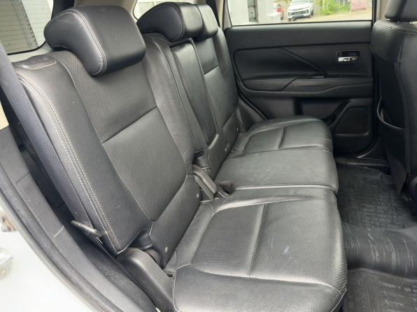 Mitsubishi Outlander III Рестайлинг 2 с пробегом 2015 года, цена 1 992 000 рублей, 148782 км, внедорожник, Автокод Объявления
