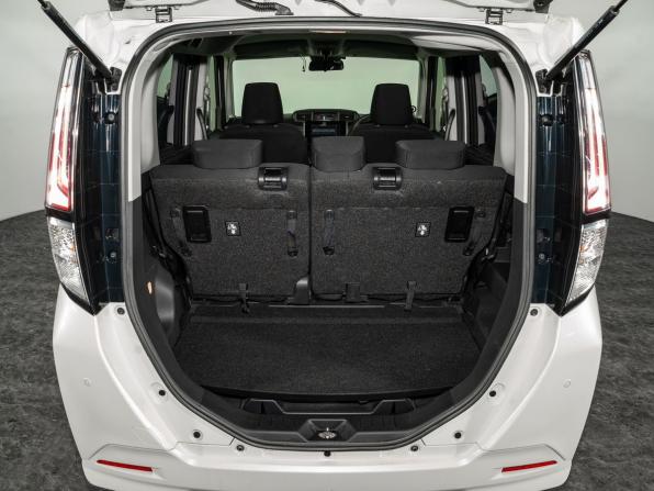 Toyota Roomy I Рестайлинг с пробегом 2022 года, цена 1 200 000 рублей, 47230 км, микровэн, Автокод Объявления