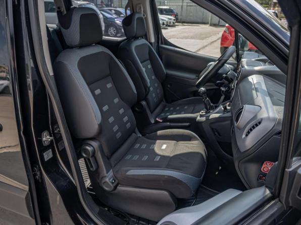 Citroen Berlingo II с пробегом 2011 года, цена 820 000 рублей, 216425 км, компактвэн, Автокод Объявления