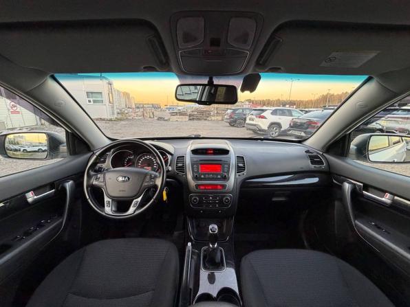 Kia Sorento II Рестайлинг с пробегом 2017 года, цена 1 655 000 рублей, 146869 км, внедорожник, Автокод Объявления