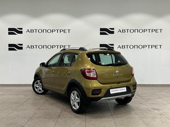 Renault Sandero II с пробегом 2017 года, цена 999 000 рублей, 83692 км, хэтчбек, Автокод Объявления