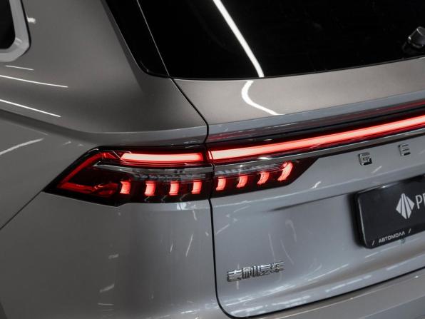 Geely Monjaro I Рестайлинг 2 с пробегом 2026 года, цена 4 400 000 рублей, 11 км, внедорожник, Автокод Объявления