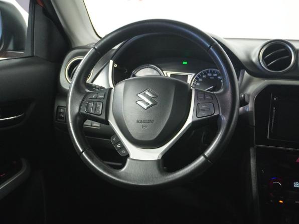Suzuki Vitara II с пробегом 2017 года, цена 1 820 000 рублей, 68870 км, внедорожник, Автокод Объявления