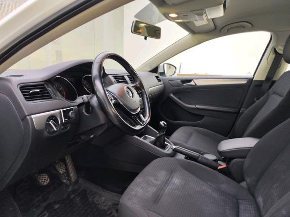 Volkswagen Jetta VI Рестайлинг с пробегом 2016 года, цена 1 319 000 рублей, 114000 км, седан, Автокод Объявления