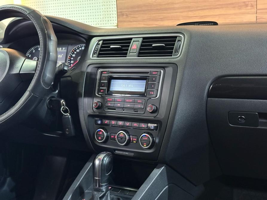 Volkswagen Jetta VI Челябинск  - изображение 10