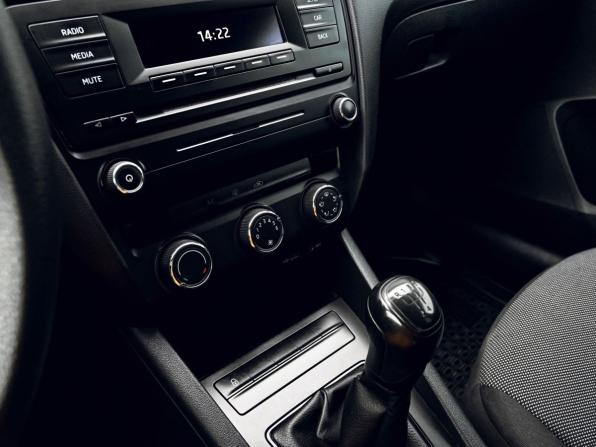 Skoda Octavia III (A7) с пробегом 2014 года, цена 899 000 рублей, 172405 км, лифтбек, Автокод Объявления