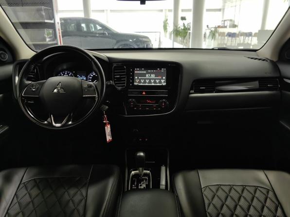 Mitsubishi Outlander III Рестайлинг 3 с пробегом 2020 года, цена 1 839 000 рублей, 97000 км, внедорожник, Автокод Объявления
