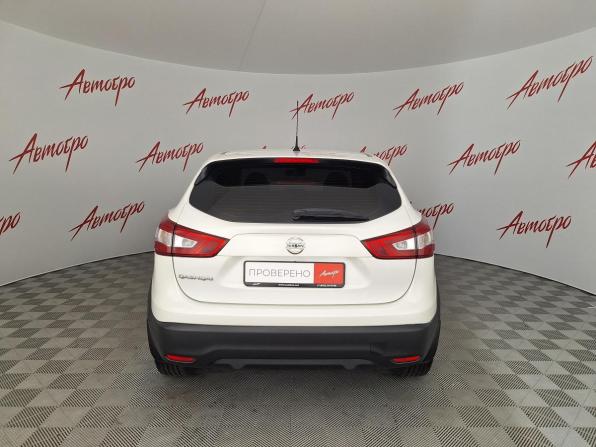 Nissan Qashqai II с пробегом 2016 года, цена 1 669 000 рублей, 144000 км, внедорожник, Автокод Объявления
