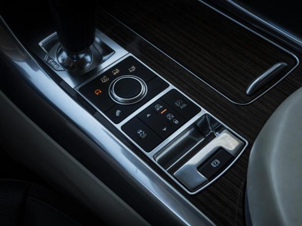Land Rover Range Rover Sport II с пробегом 2014 года, цена 2 598 000 рублей, 168478 км, внедорожник, Автокод Объявления