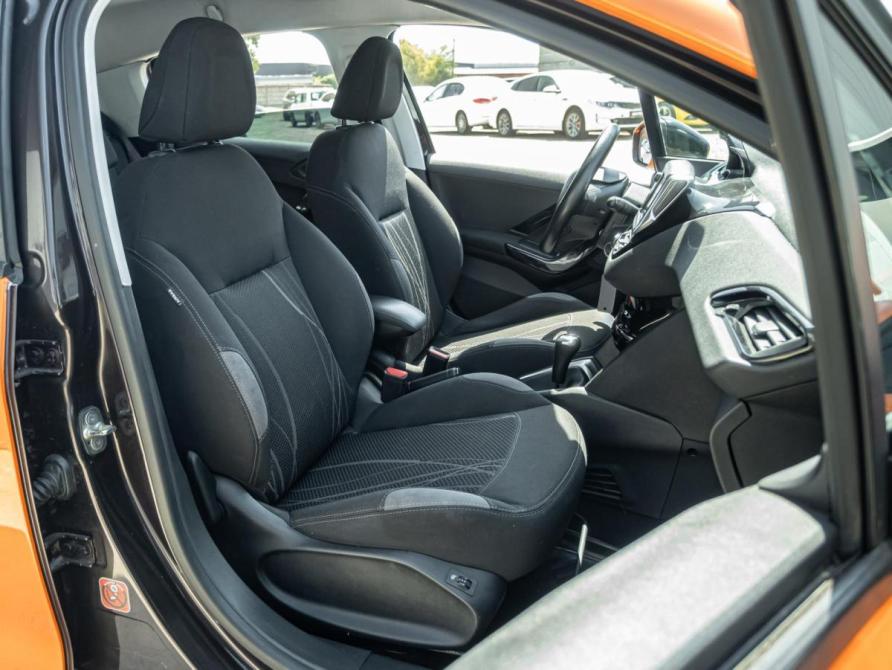 Peugeot 208 I Краснодар  - изображение 8