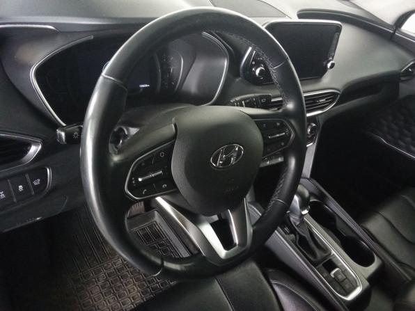 Hyundai Santa Fe IV с пробегом 2019 года, цена 2 810 000 рублей, 133630 км, внедорожник, Автокод Объявления