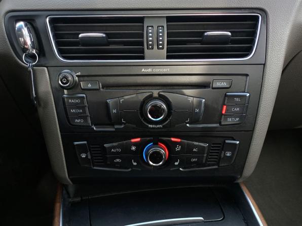 Audi Q5 I (8R) с пробегом 2009 года, цена 765 000 рублей, 240432 км, внедорожник, Автокод Объявления