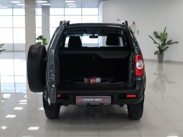 Chevrolet Niva I Рестайлинг с пробегом 2018 года, цена 674 000 рублей, 150266 км, внедорожник, Автокод Объявления